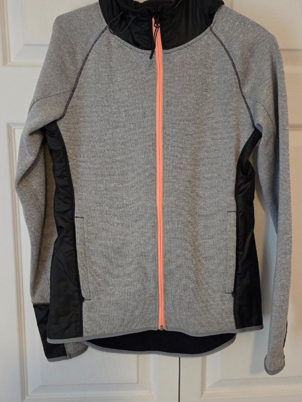 Under Armour Women's Full Zip Performance Jacket – XS – Gray/Black with Coral Zi